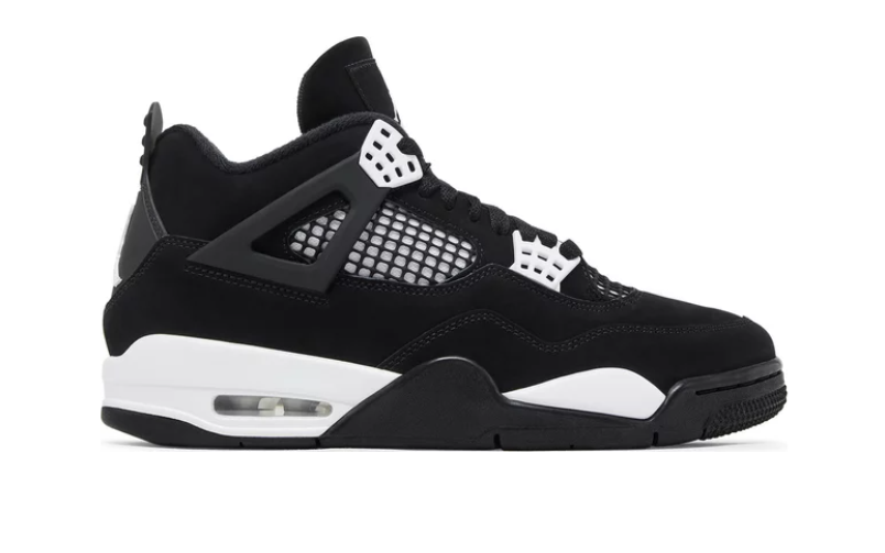 Air Jordan 4 Retro White Thunder.
